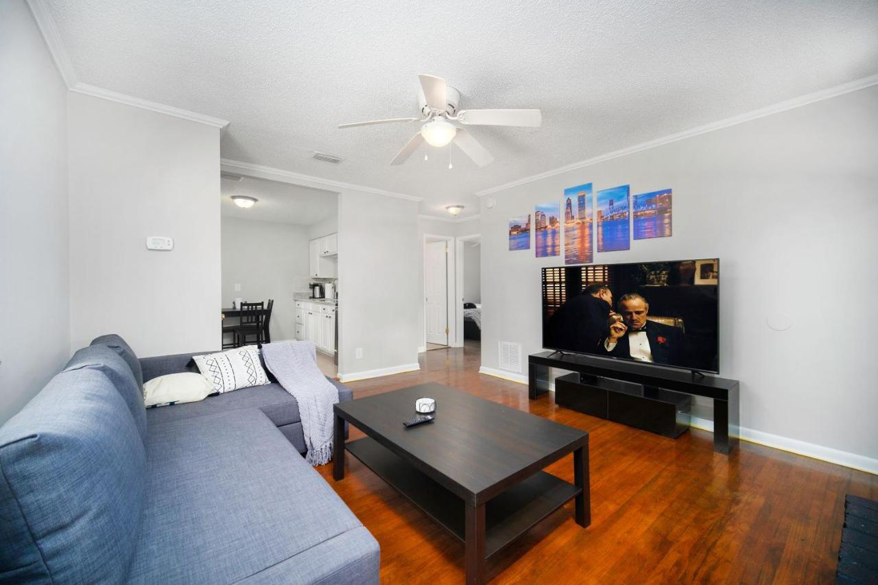 King Bedroom 2Bed1Bath Sleeps 4 Close To Town Center Downtown Beach Mayo Clinic Jacksonville Exterior photo