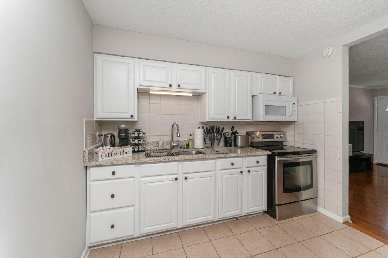 King Bedroom 2Bed1Bath Sleeps 4 Close To Town Center Downtown Beach Mayo Clinic Jacksonville Exterior photo